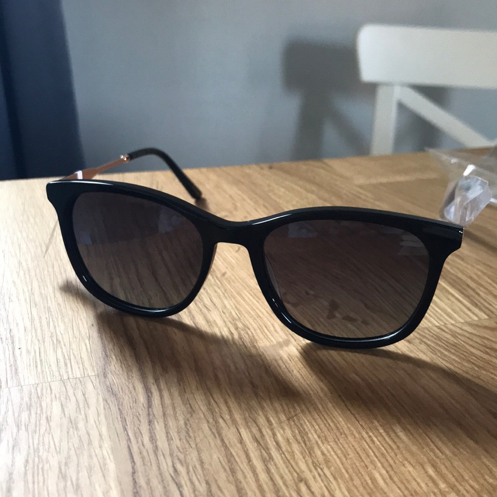 NWT Prive Riveaux Sunglasses
